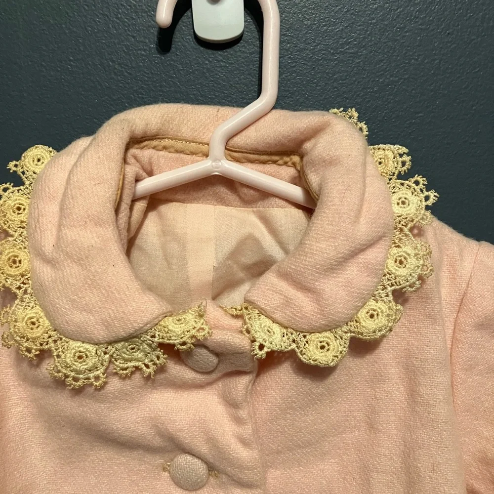 Unique Vintage this beautiful
